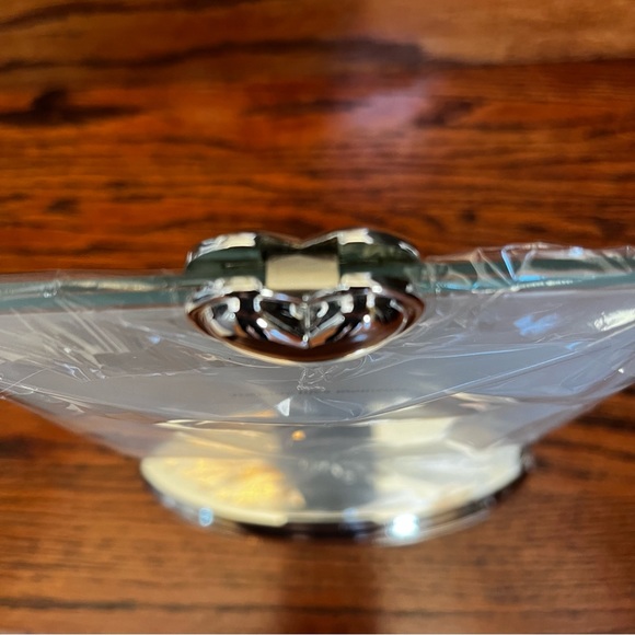 Hallmark Signature Silver-Plated Glass and Heart 5x7 Picture Frame - Picture 3 of 8